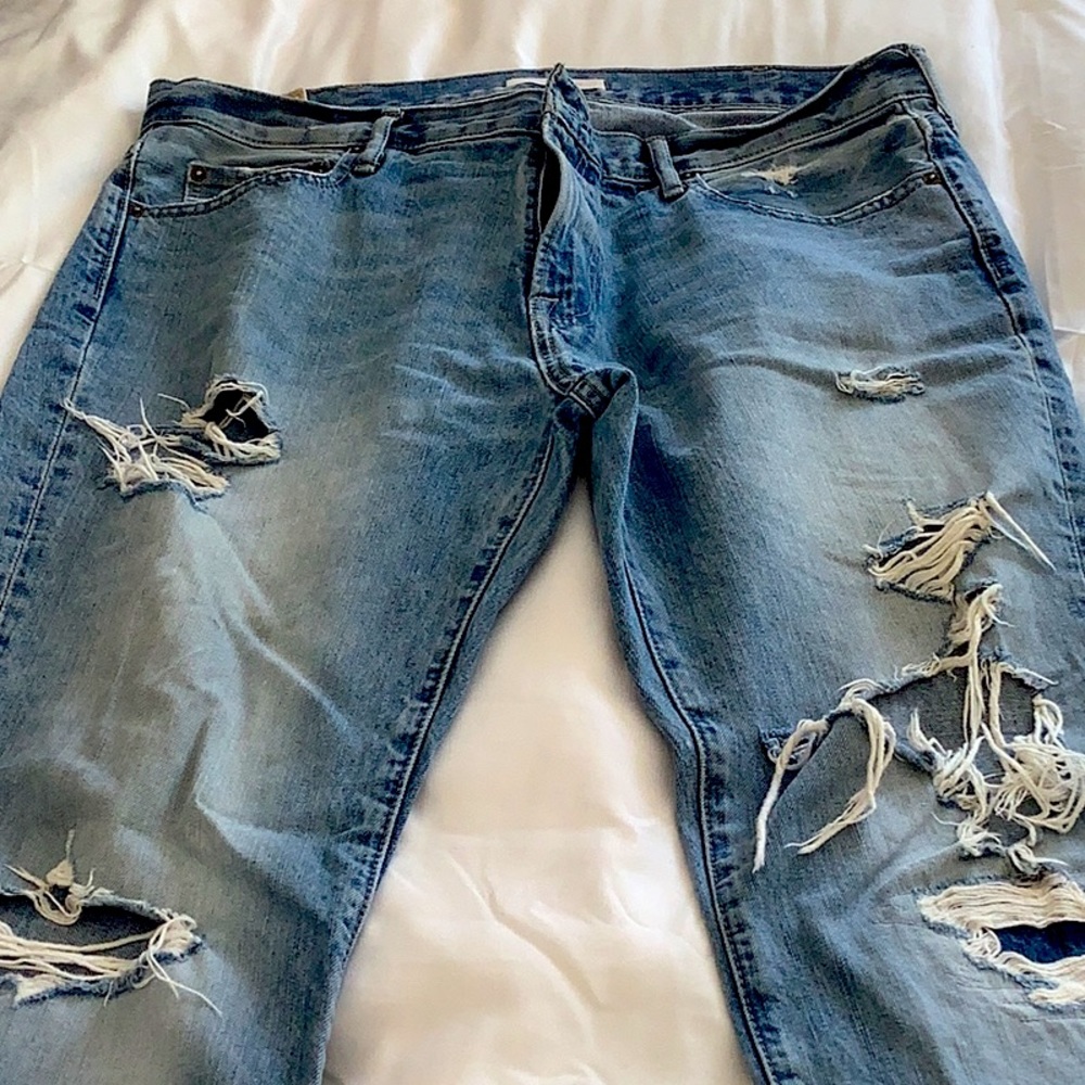 A&F classic straight super distressed 36x32 EUC